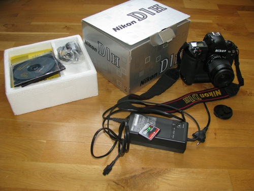 Professionell systemkamera, Nikon D1h, bild 1